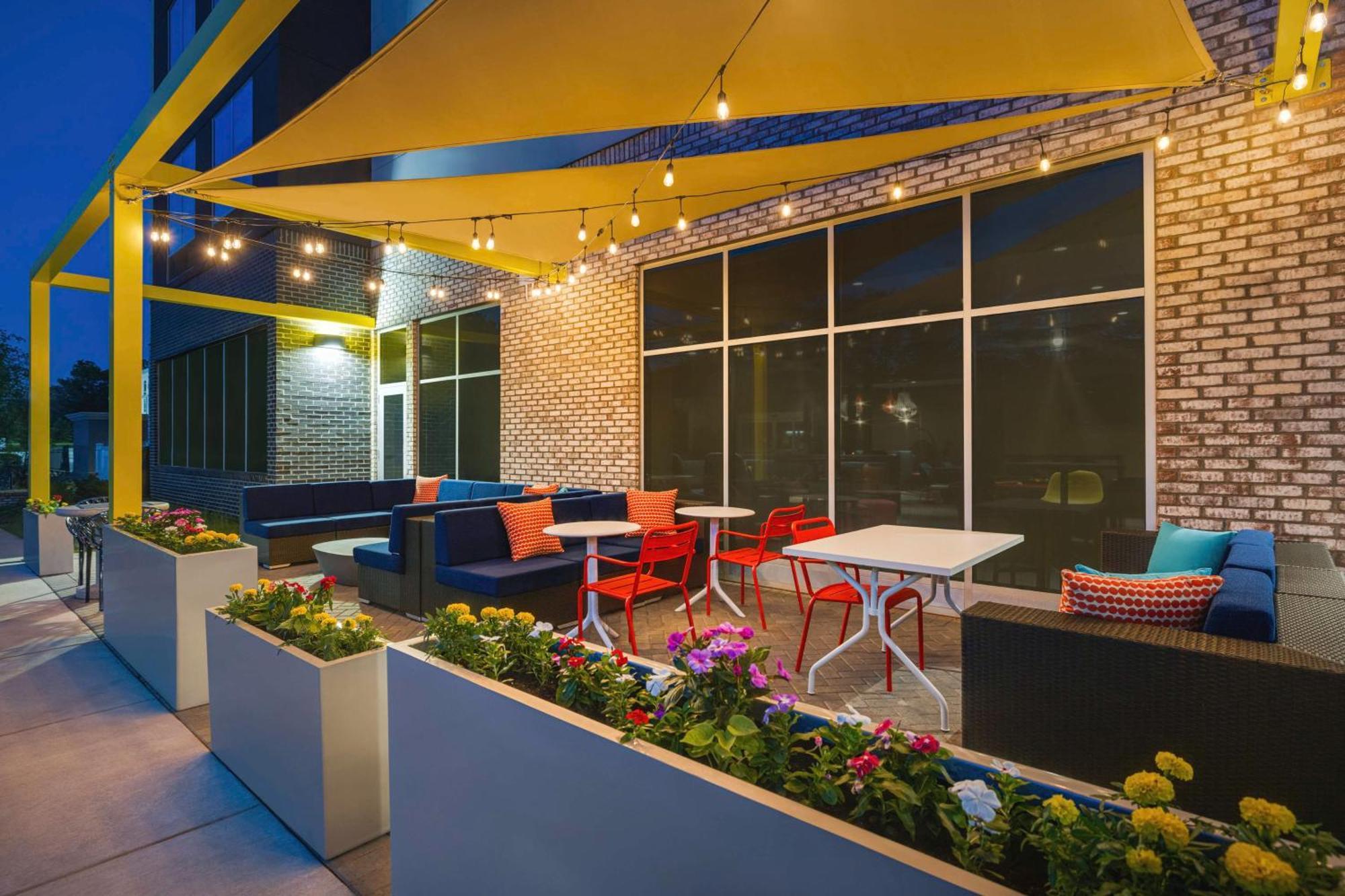 Tru By Hilton Charlotte Tyvola I-77 Hotel Екстериор снимка